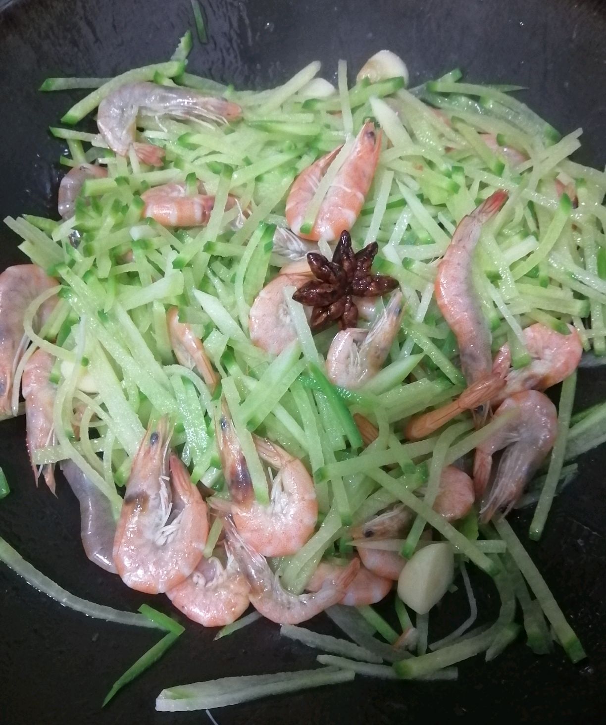 萝卜粉丝炖虾