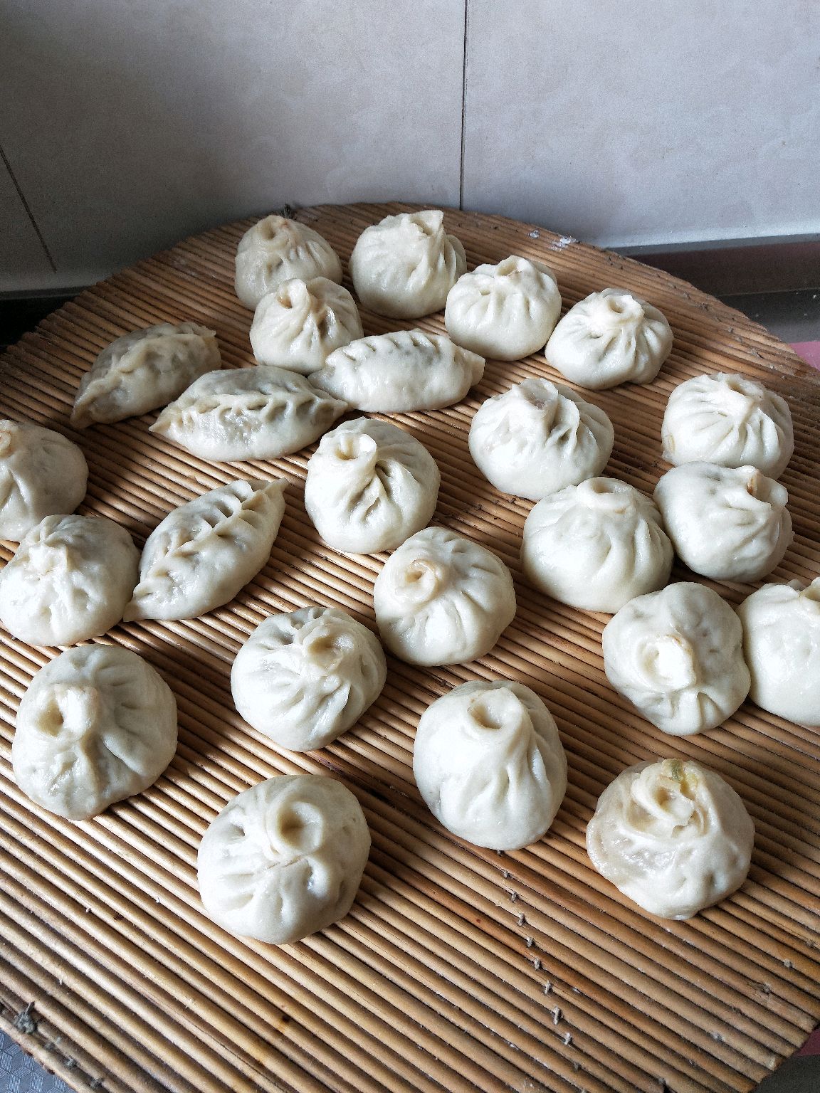 萝卜粉条肉大包子