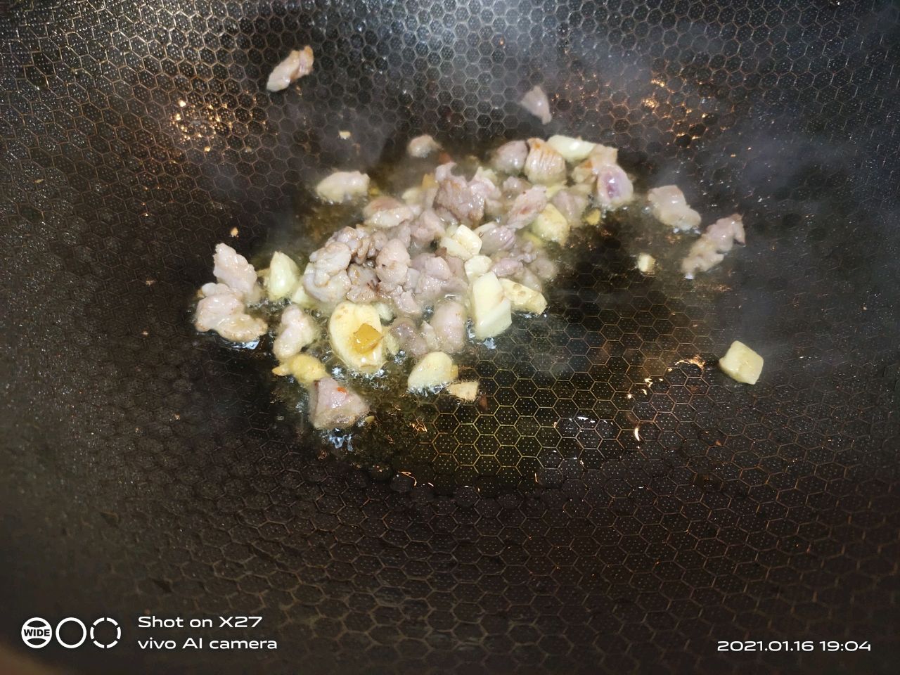 萝卜干肉丁炒豆芽