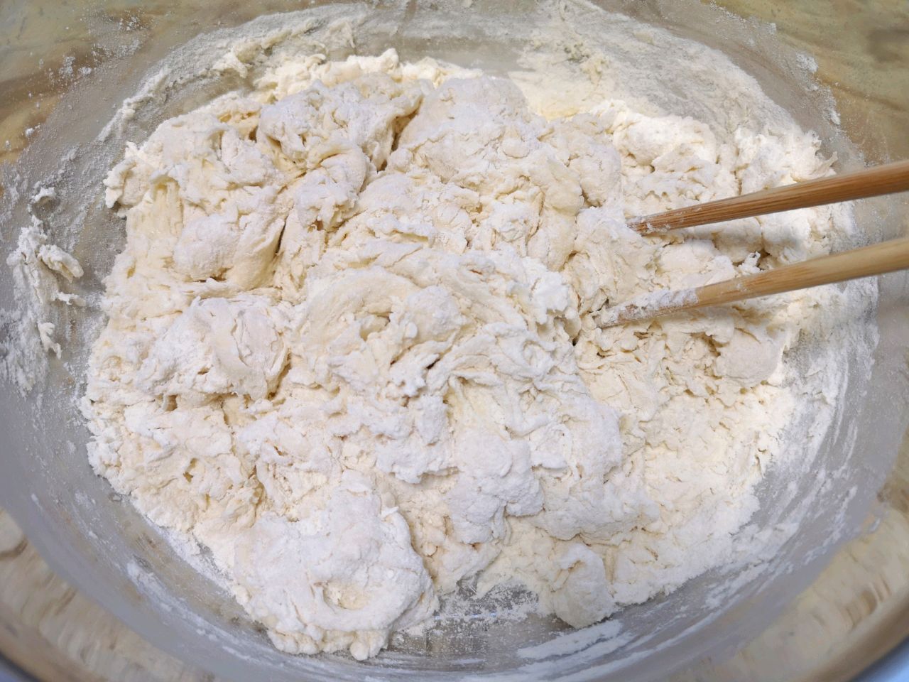 萝卜干油渣馅包子