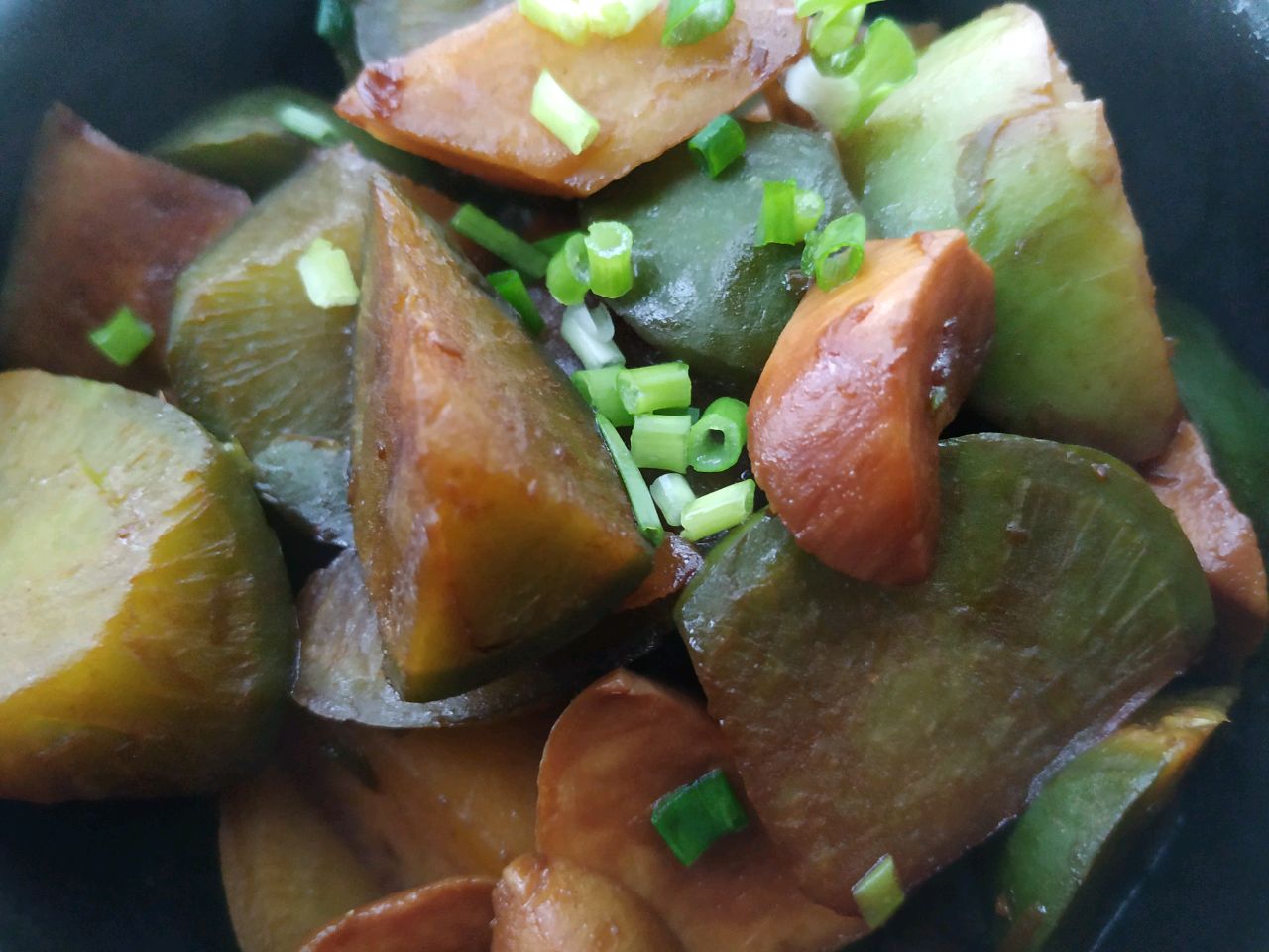 萝卜菌菇煲
