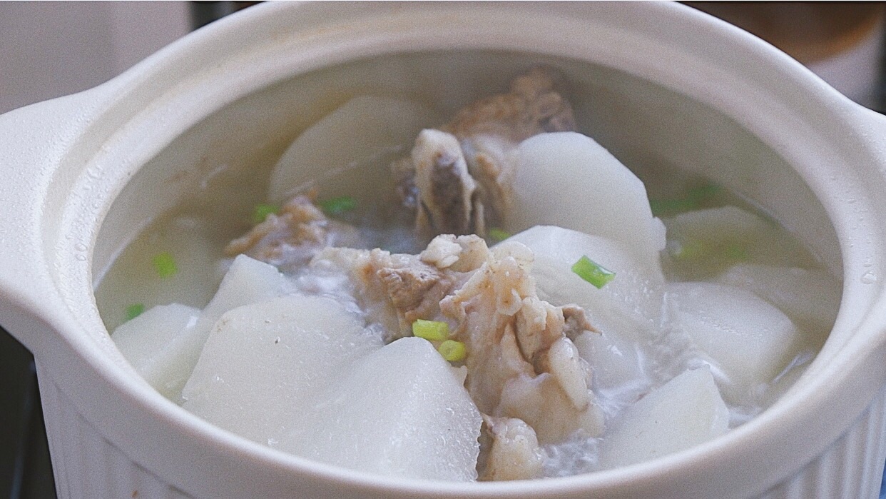 萝卜排骨汤