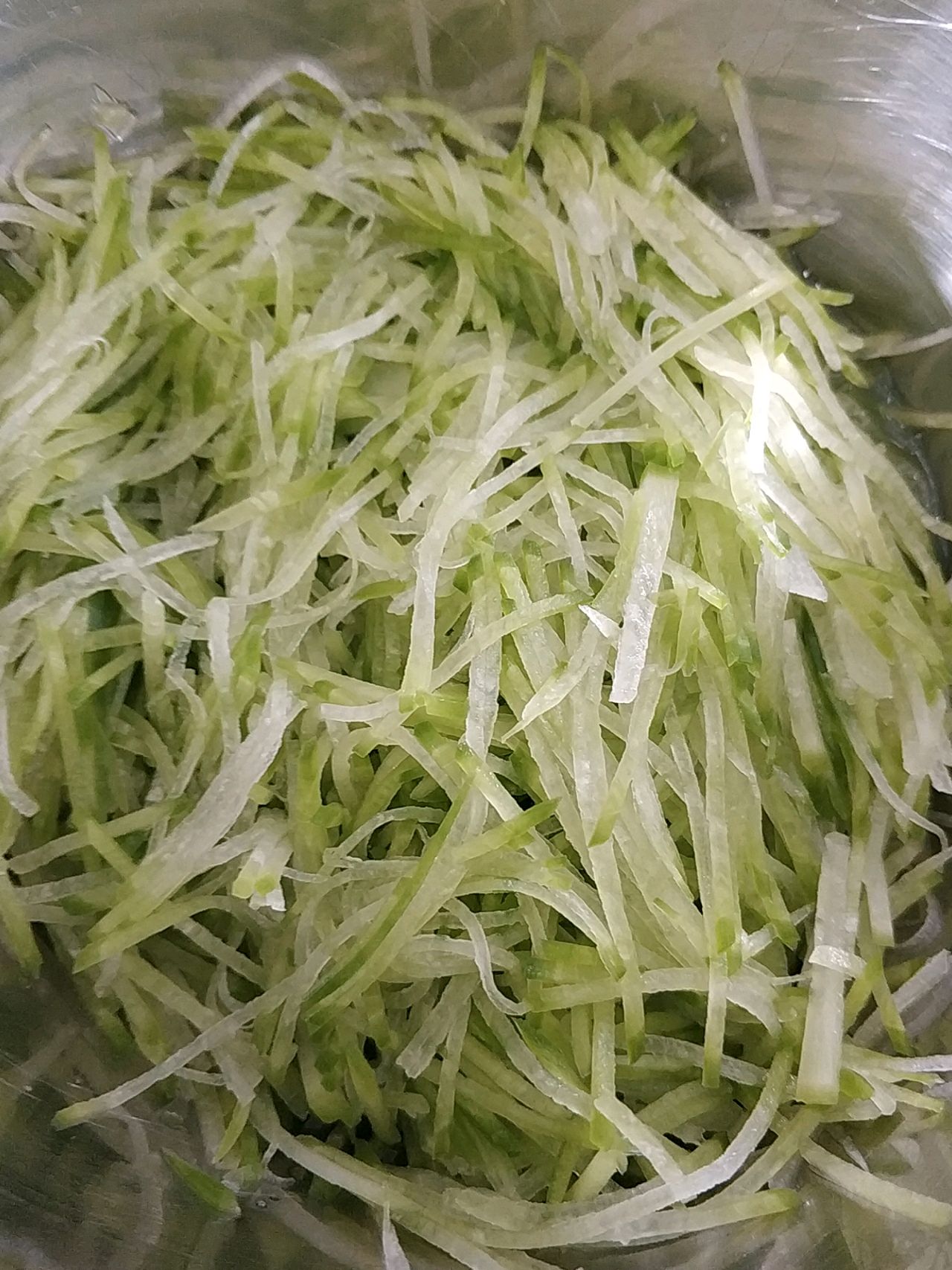 萝卜肉馅儿蒸饺