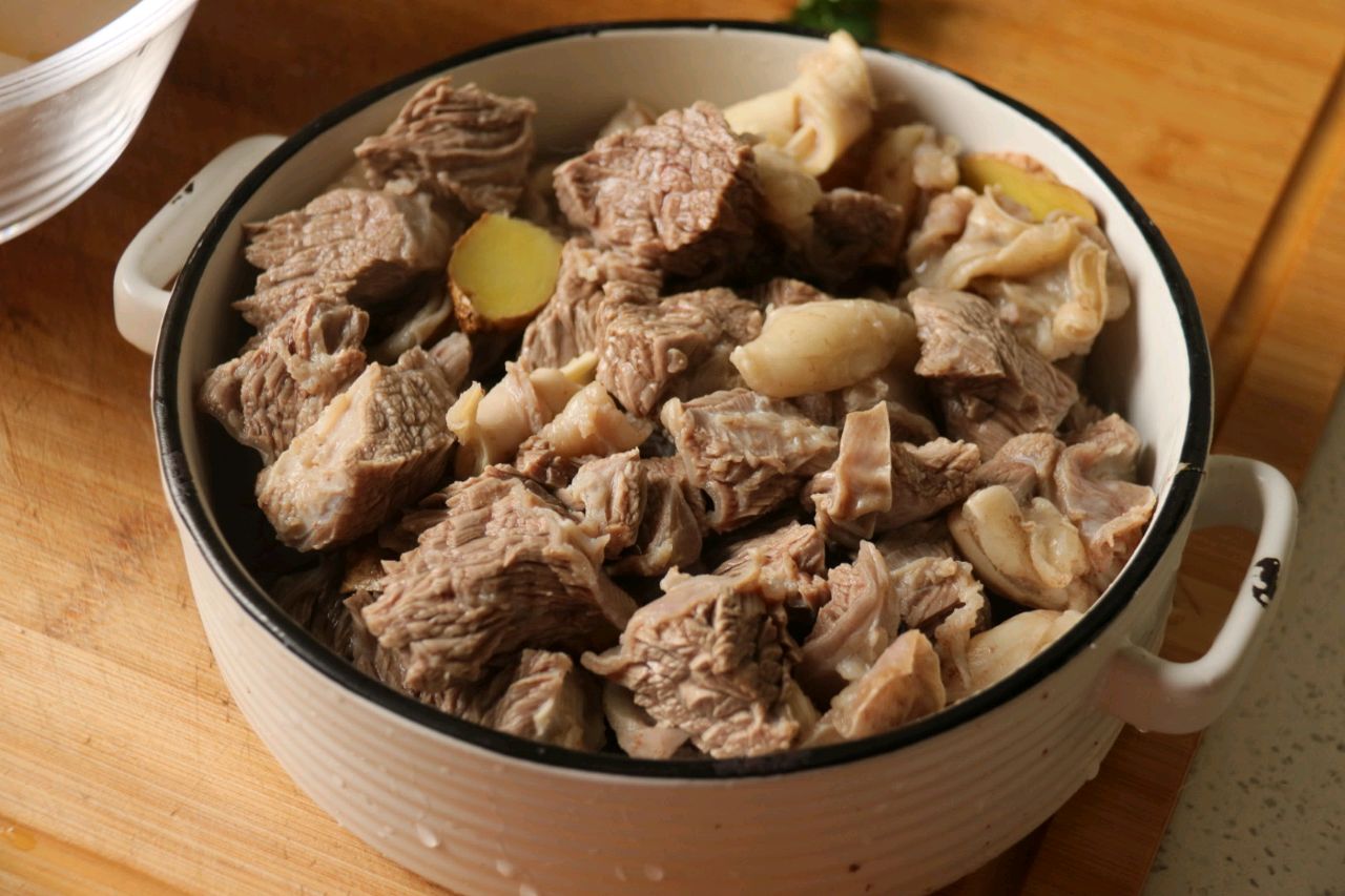 萝卜烧牛腩