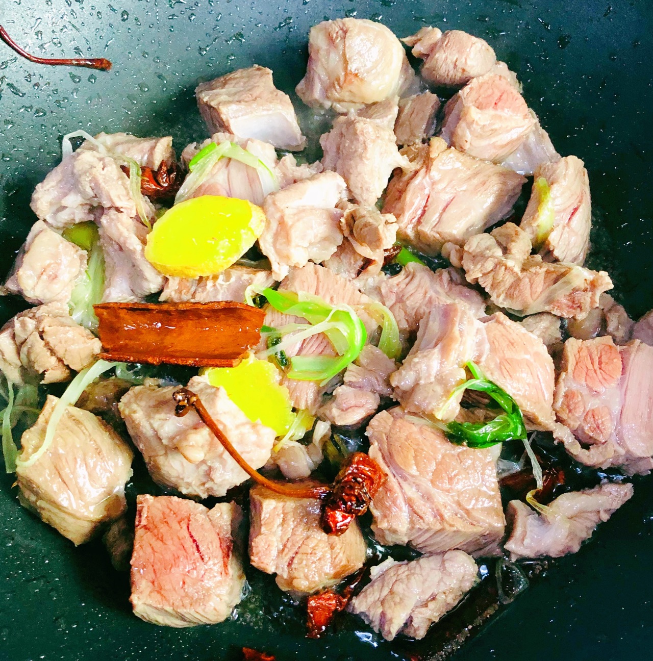 罗卜烧牛肉