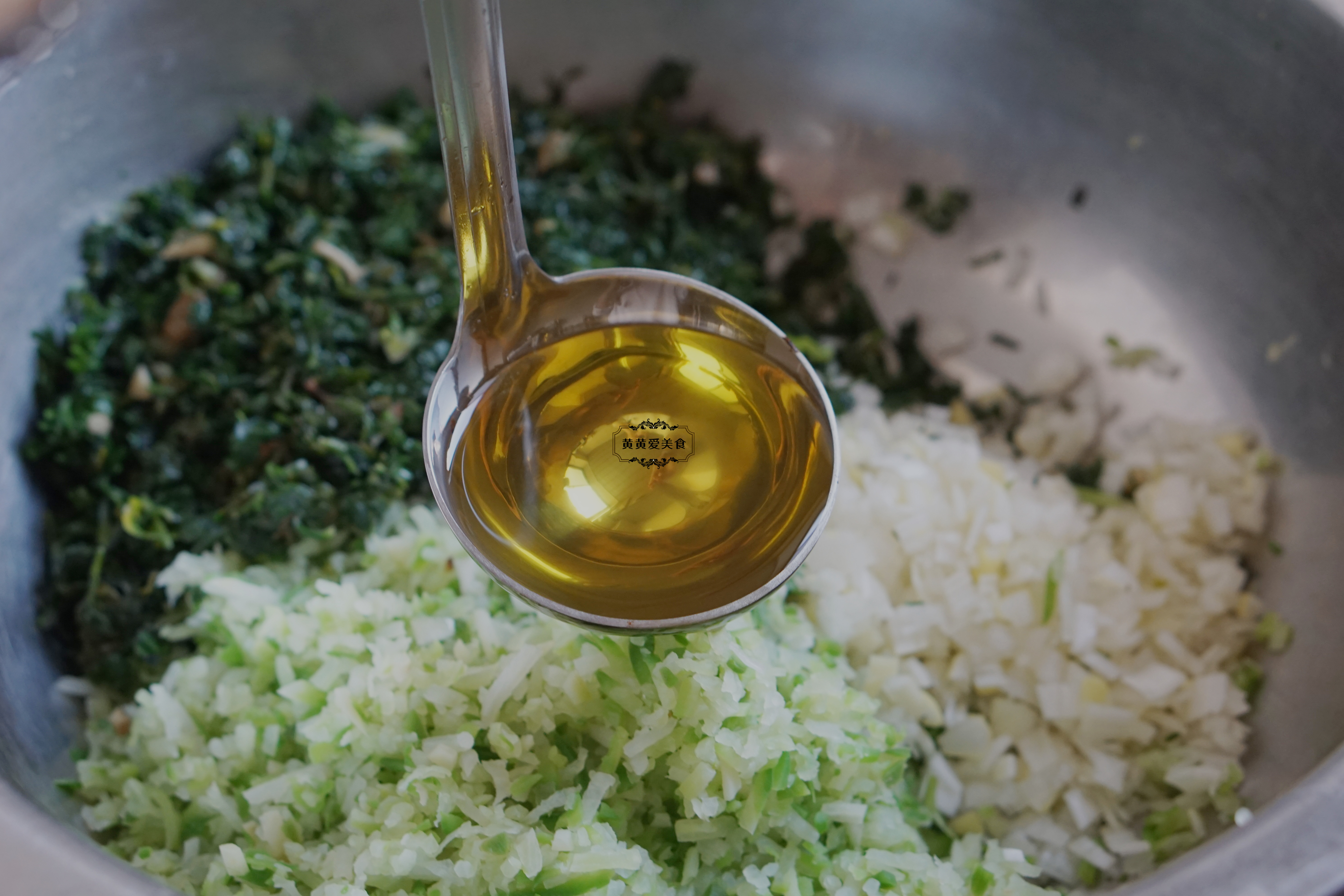 萝卜丝荠菜海蛎肉饺子