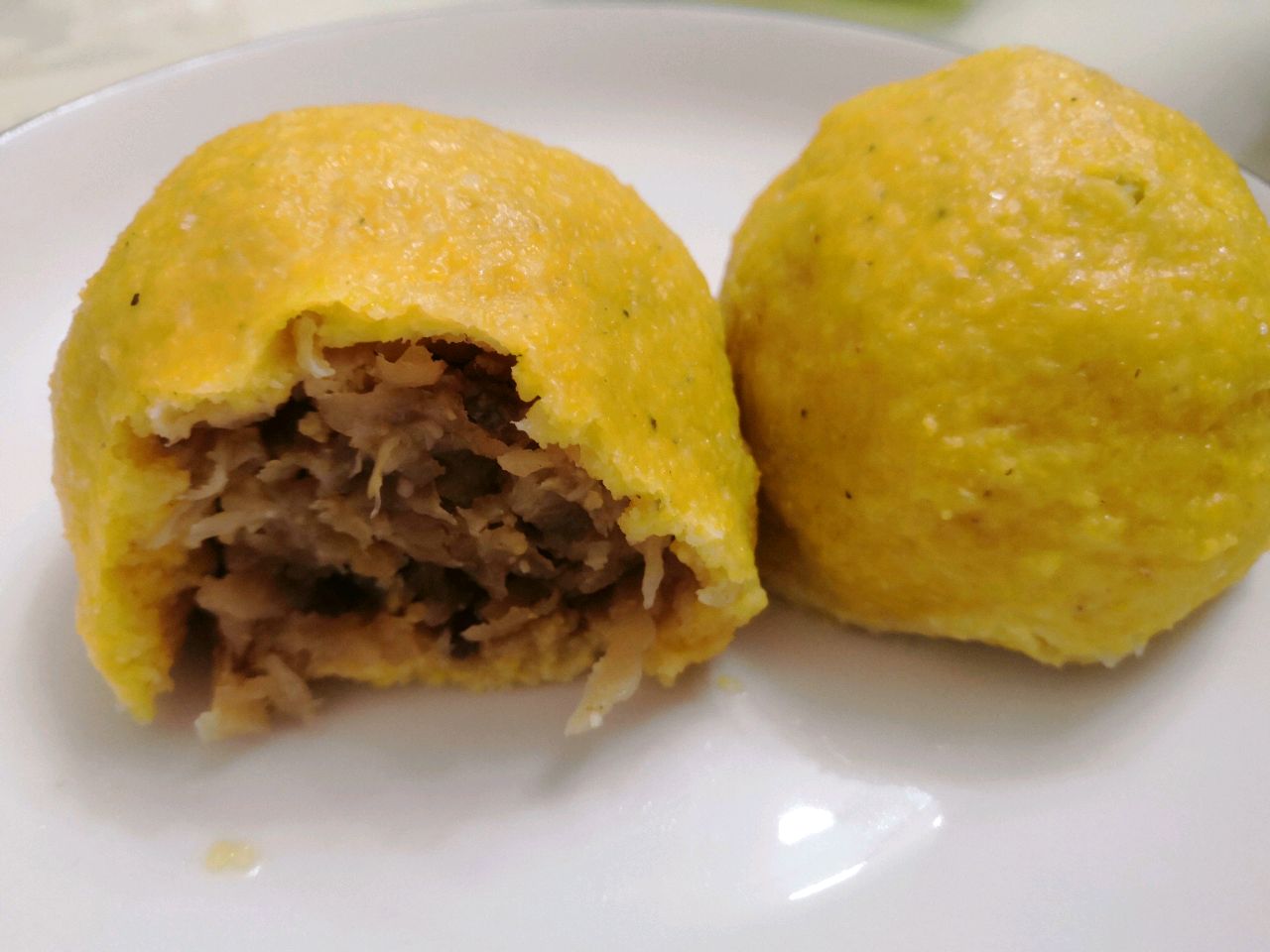 萝卜馅菜团子