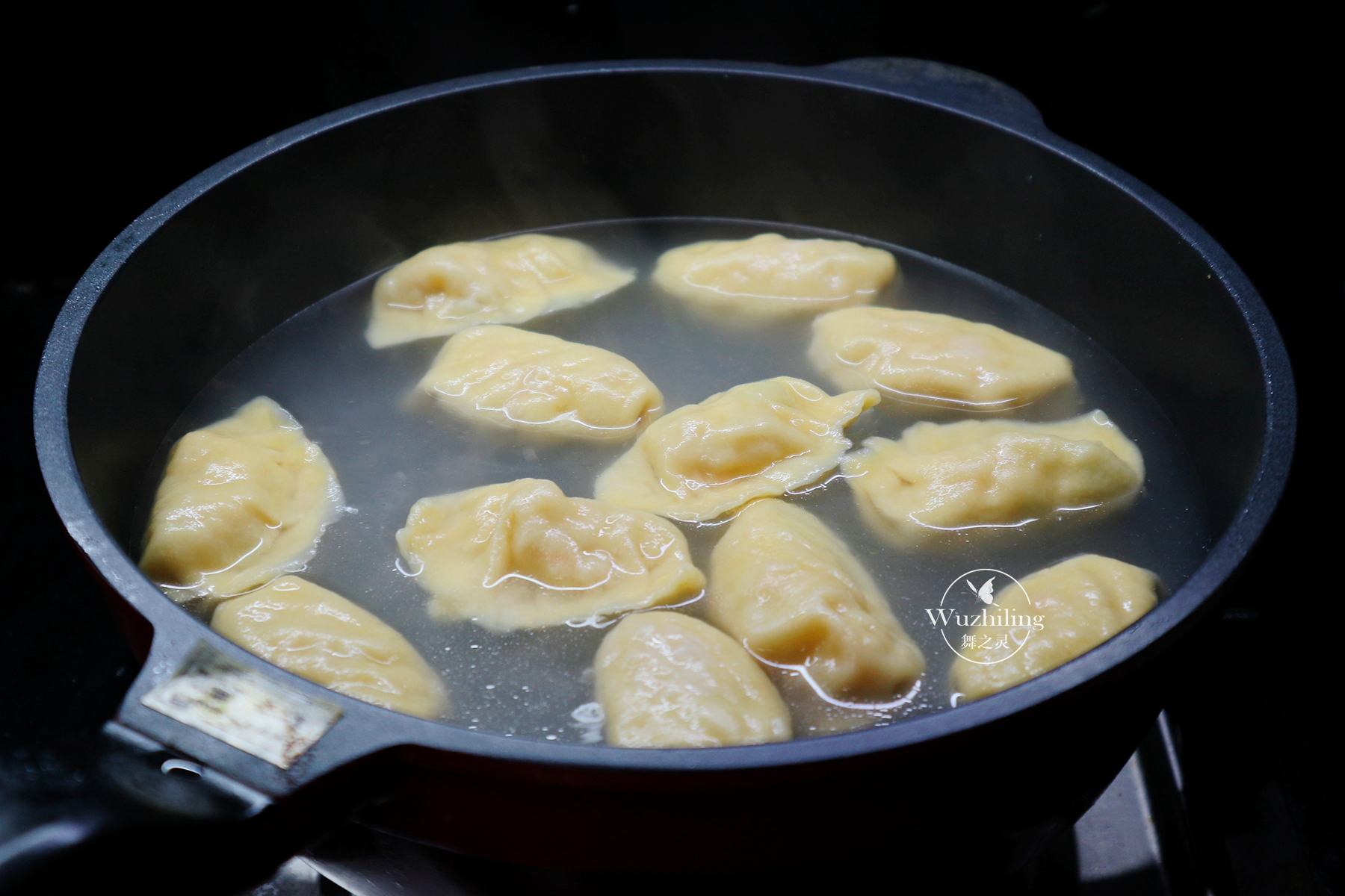 【萝卜玉米饺】好看又好吃，孩子多吃身体棒