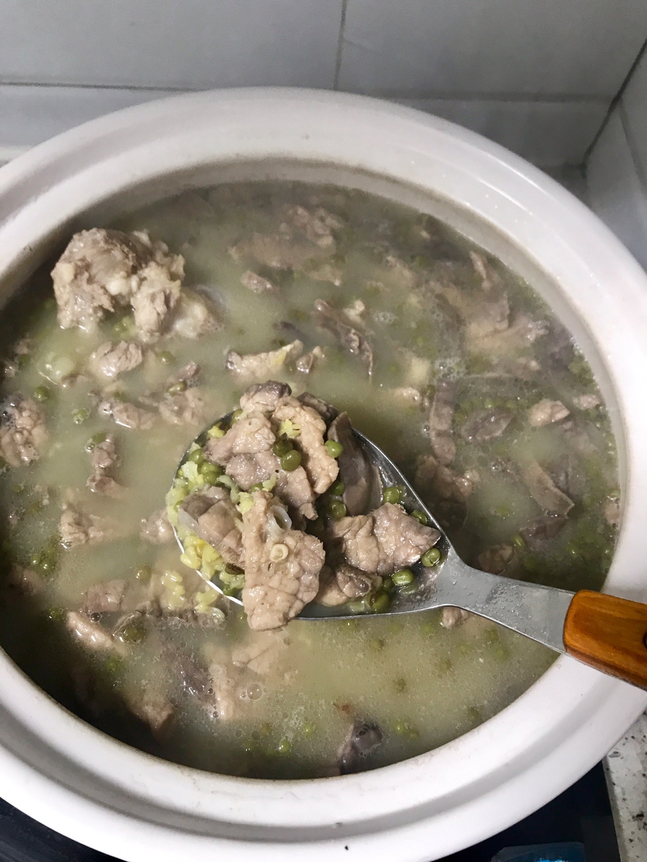 绿豆炖猪肺