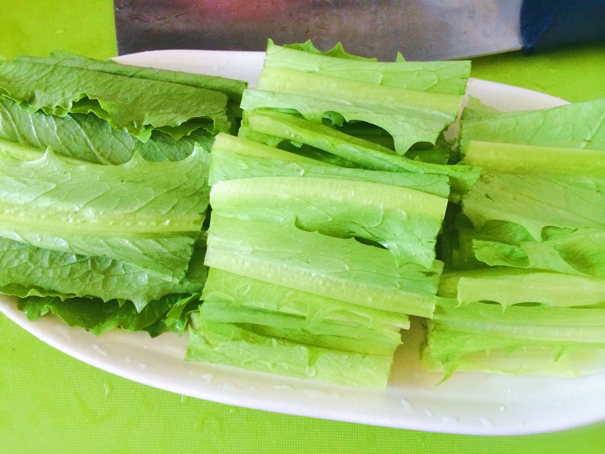 麻酱拌油麦菜