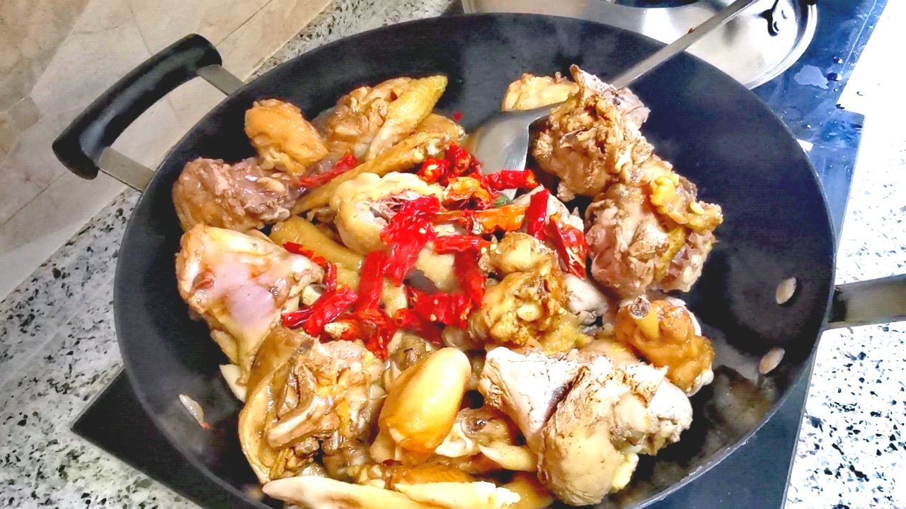 麻辣大盘鸡