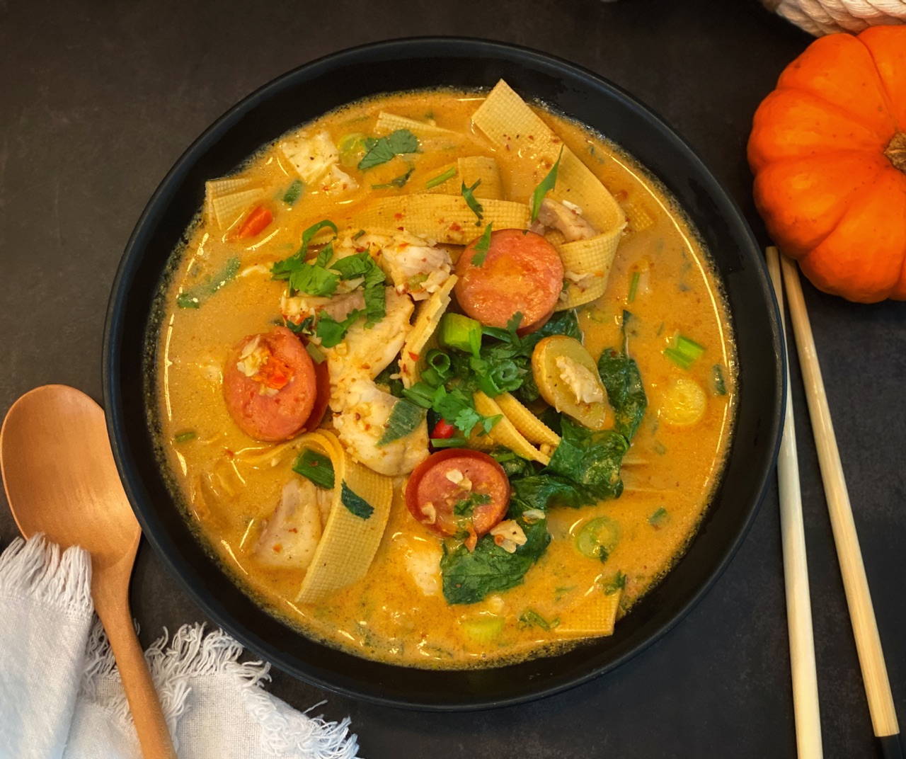 麻辣豆奶炖龙利鱼豆皮