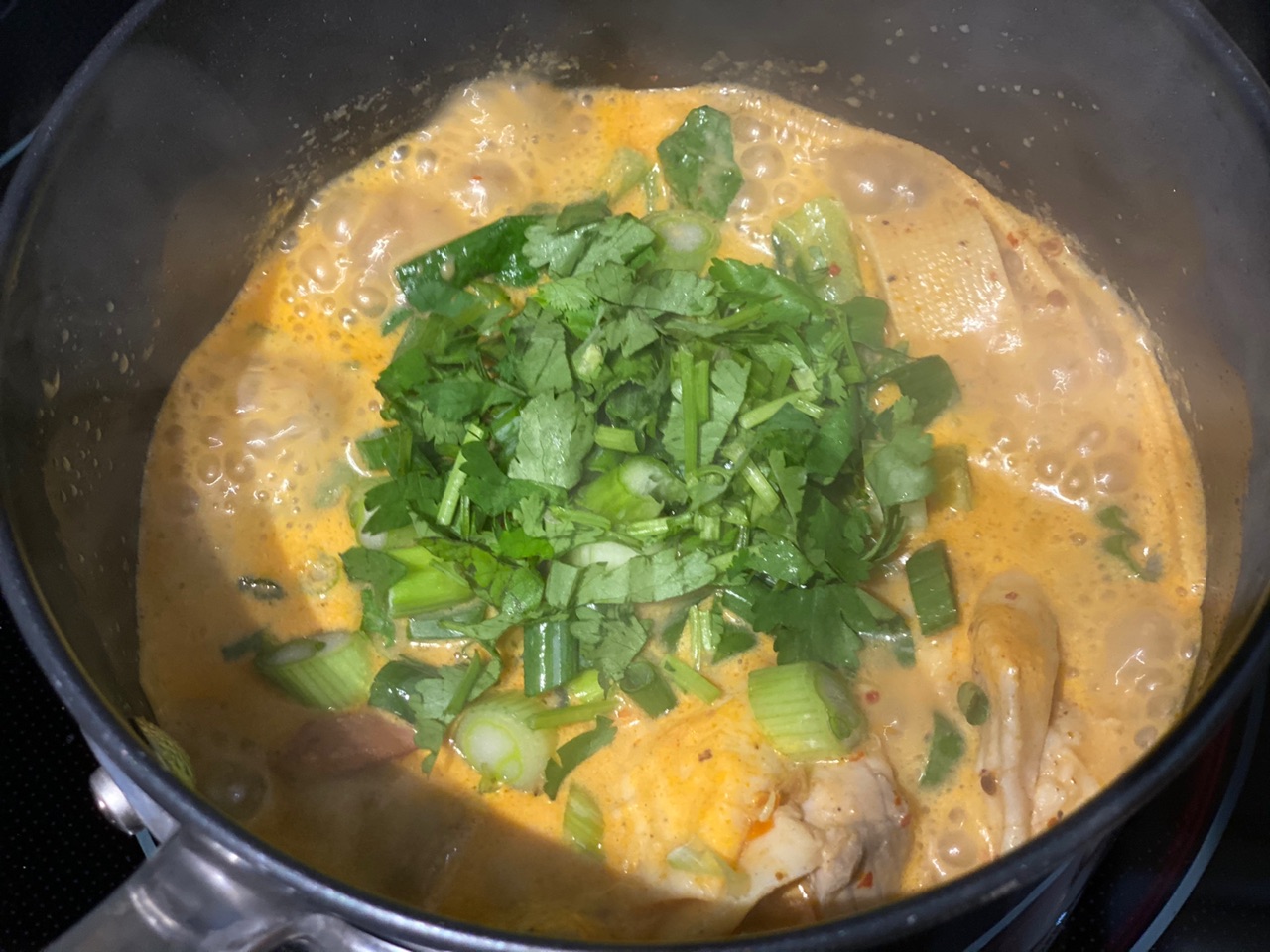 麻辣豆奶炖龙利鱼豆皮