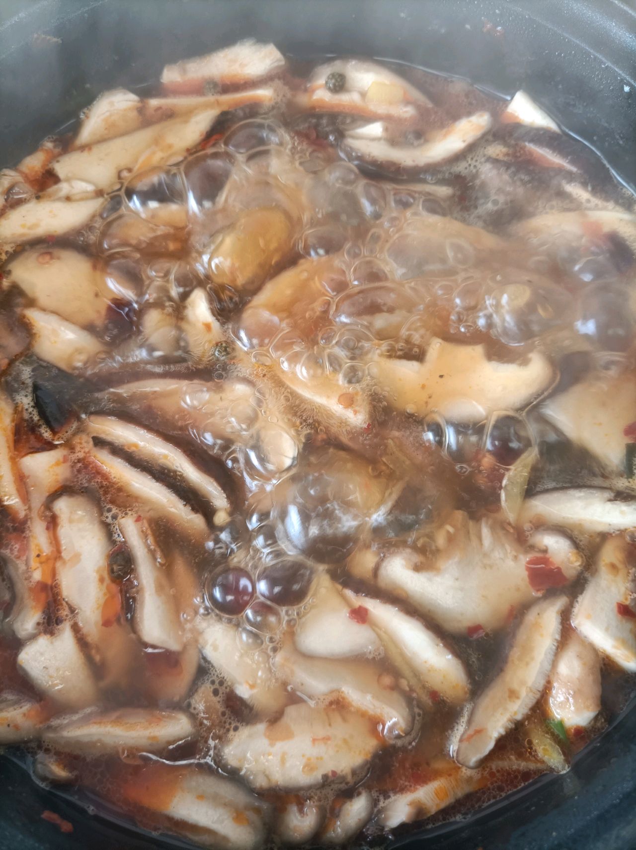 麻辣鸡尖