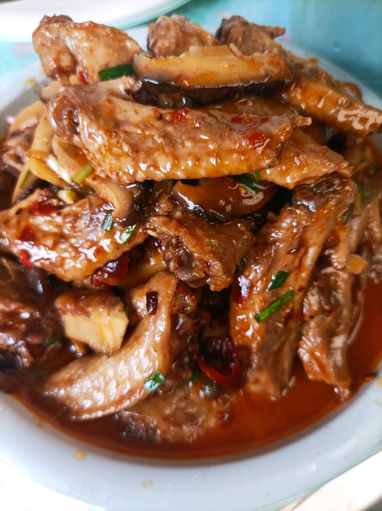 麻辣鸡尖