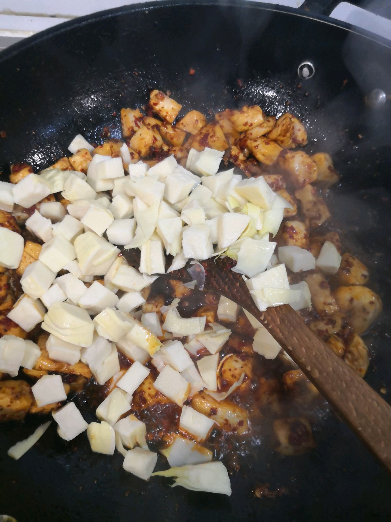 麻辣鸡肉冬笋辣酱