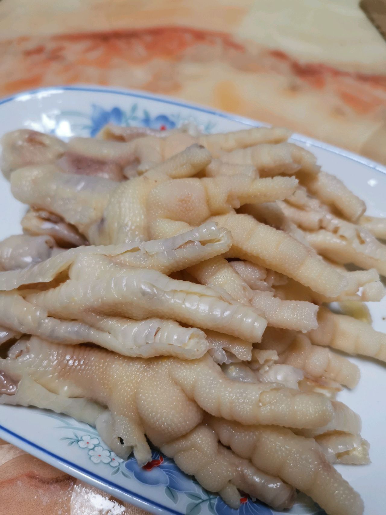 麻辣无骨凤爪