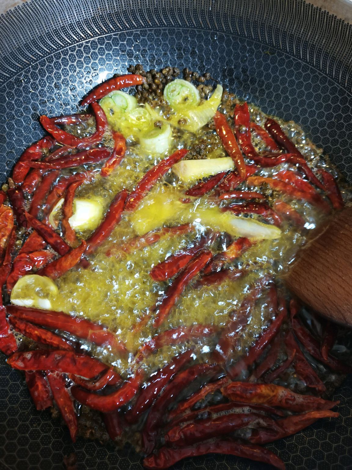麻辣小龙虾！