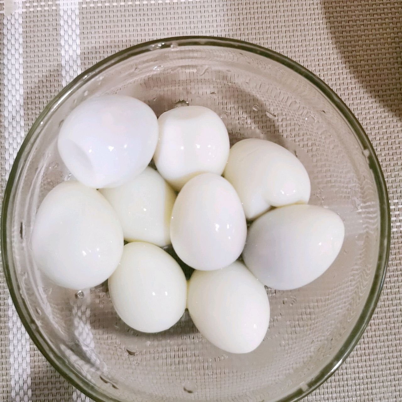 麻辣小鸭踢皮球（奇奇怪怪系列）