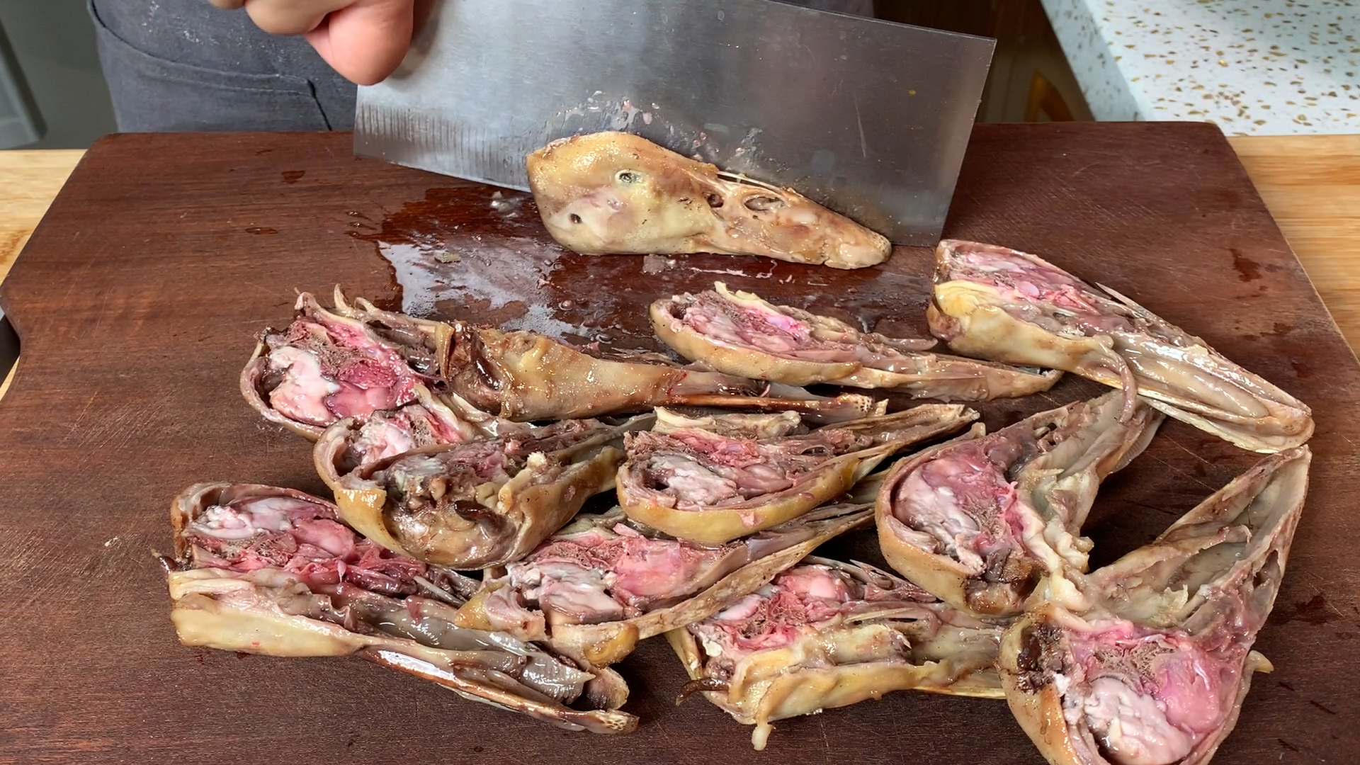 麻辣鸭头