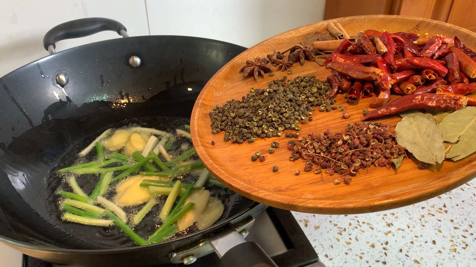 麻辣鸭头