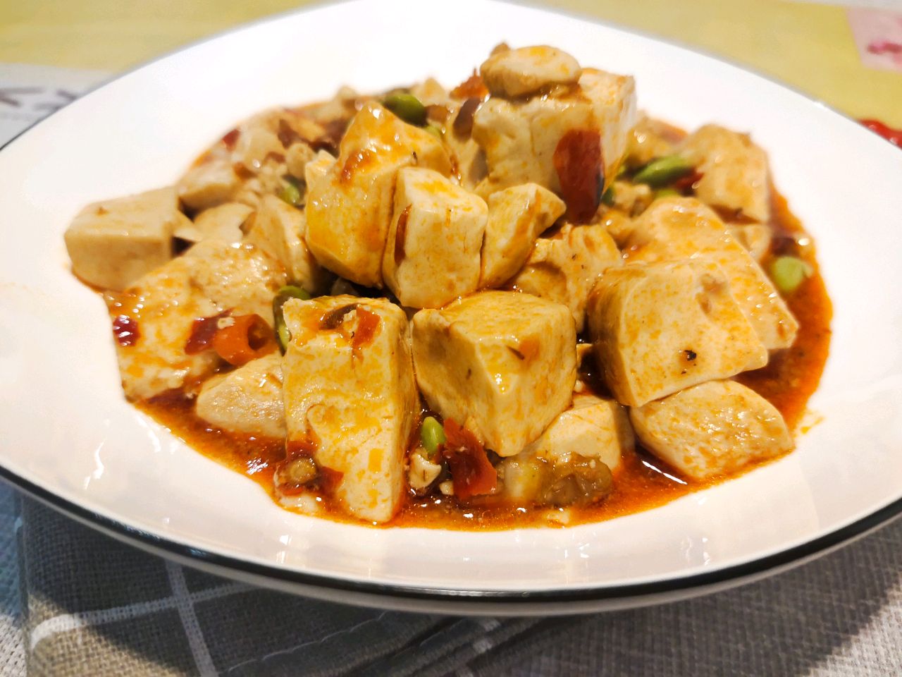 麻婆豆腐烧毛豆