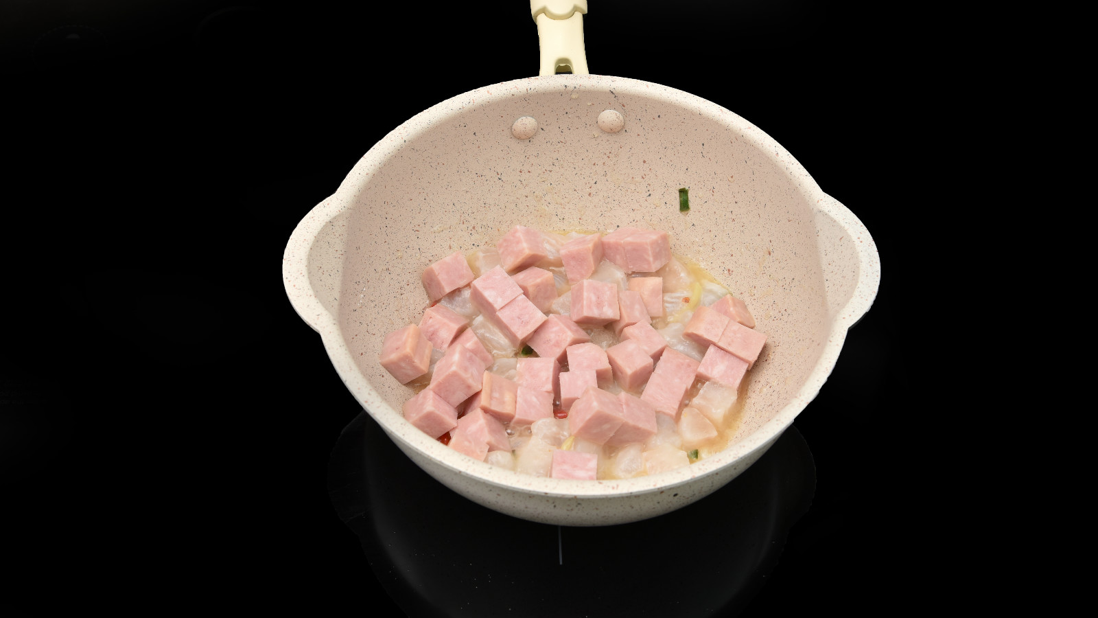 麻婆午餐肉