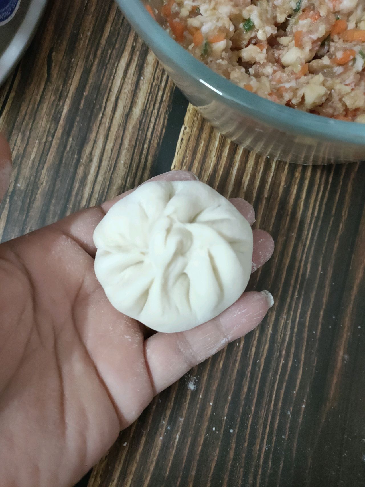 马蹄胡萝卜猪肉包子
