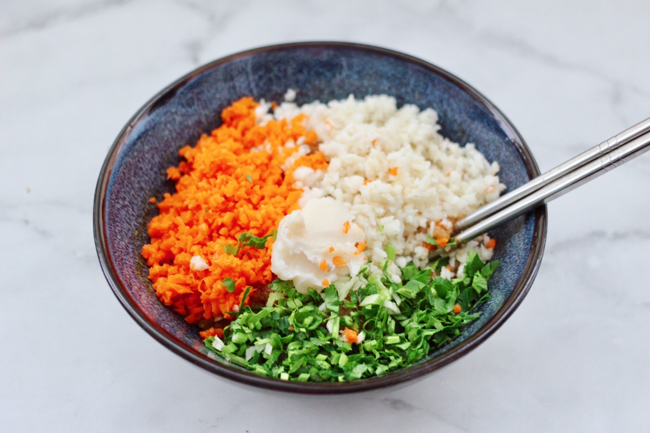 马蹄鸡肉小笼包