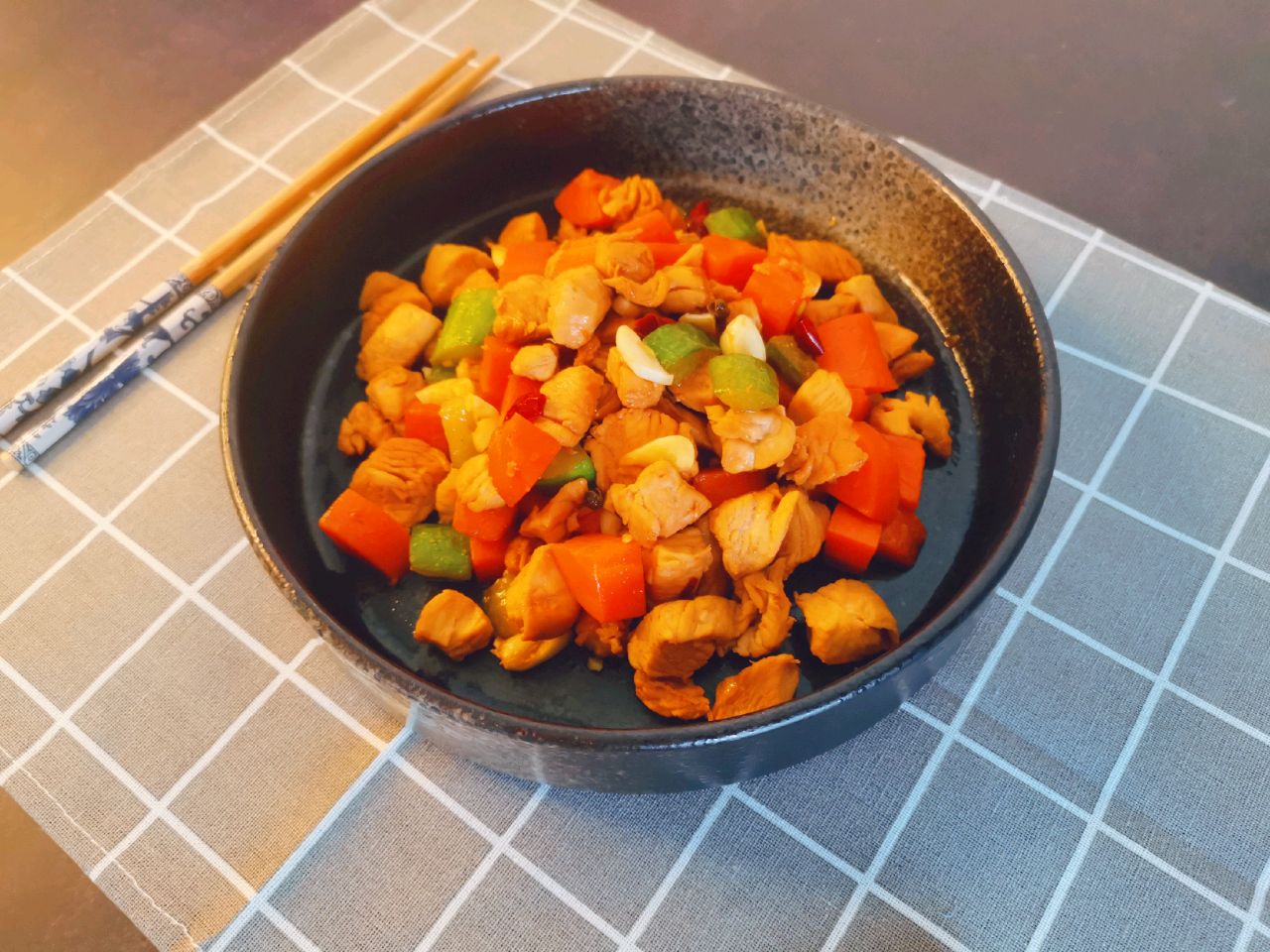 麻味蒜香宫保鸡丁