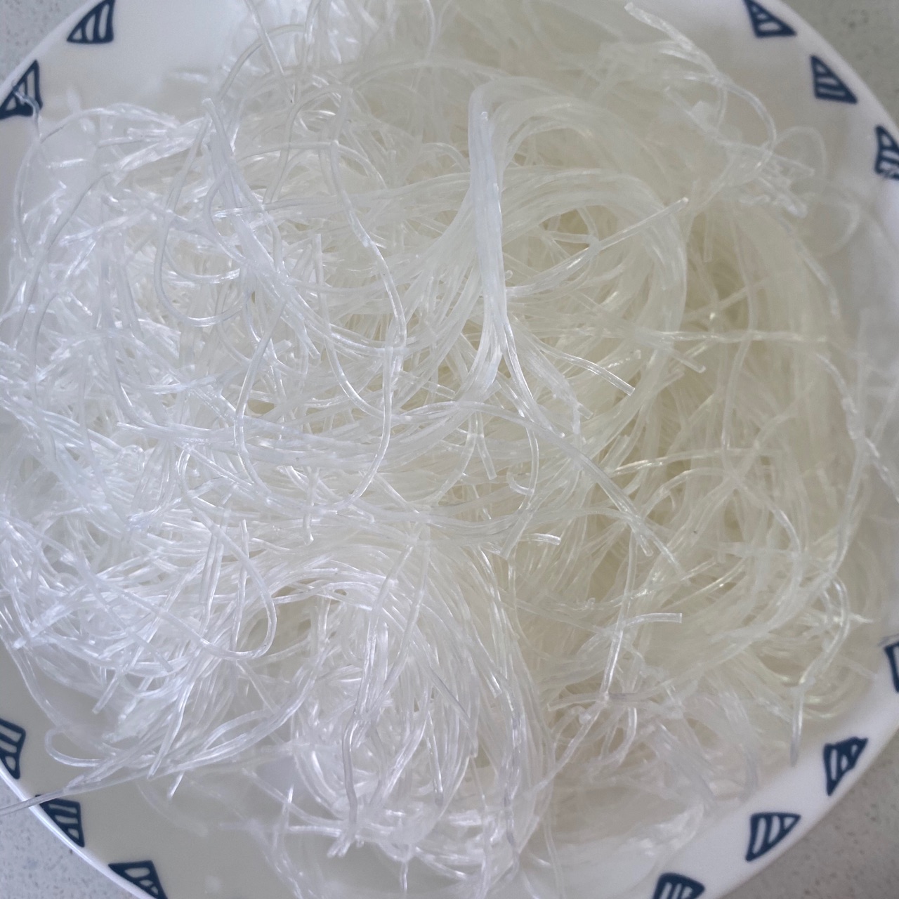 蚂蚁上树