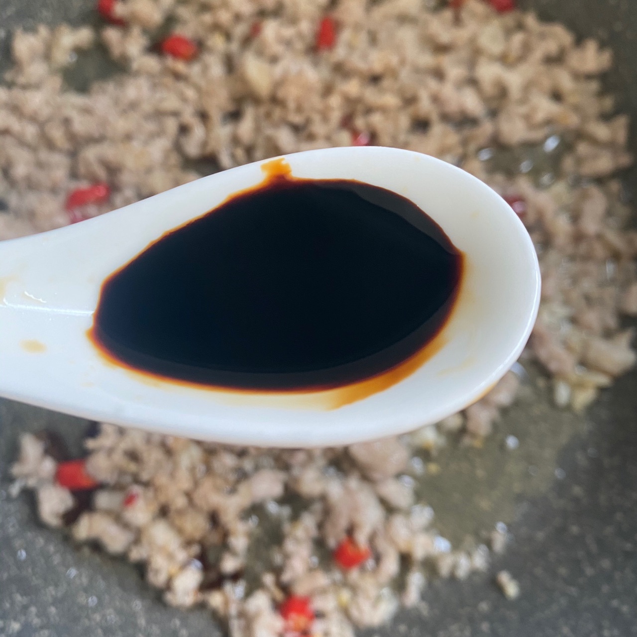 蚂蚁上树