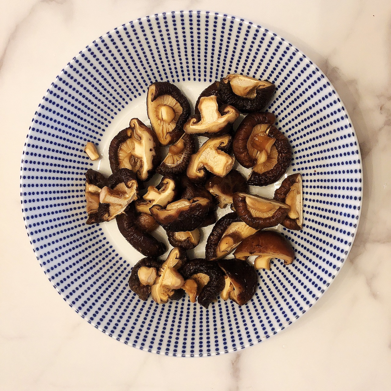 满满的栗子焖鸡(含剥栗子技巧)