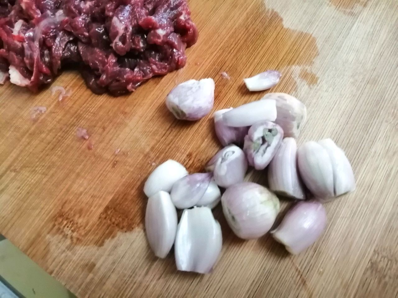 毛葱烧牛肉