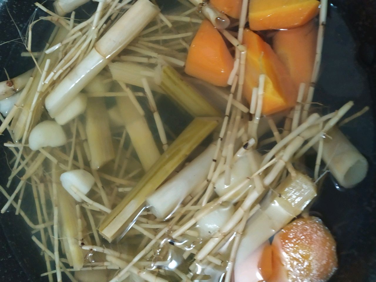 茅根竹蔗马蹄水