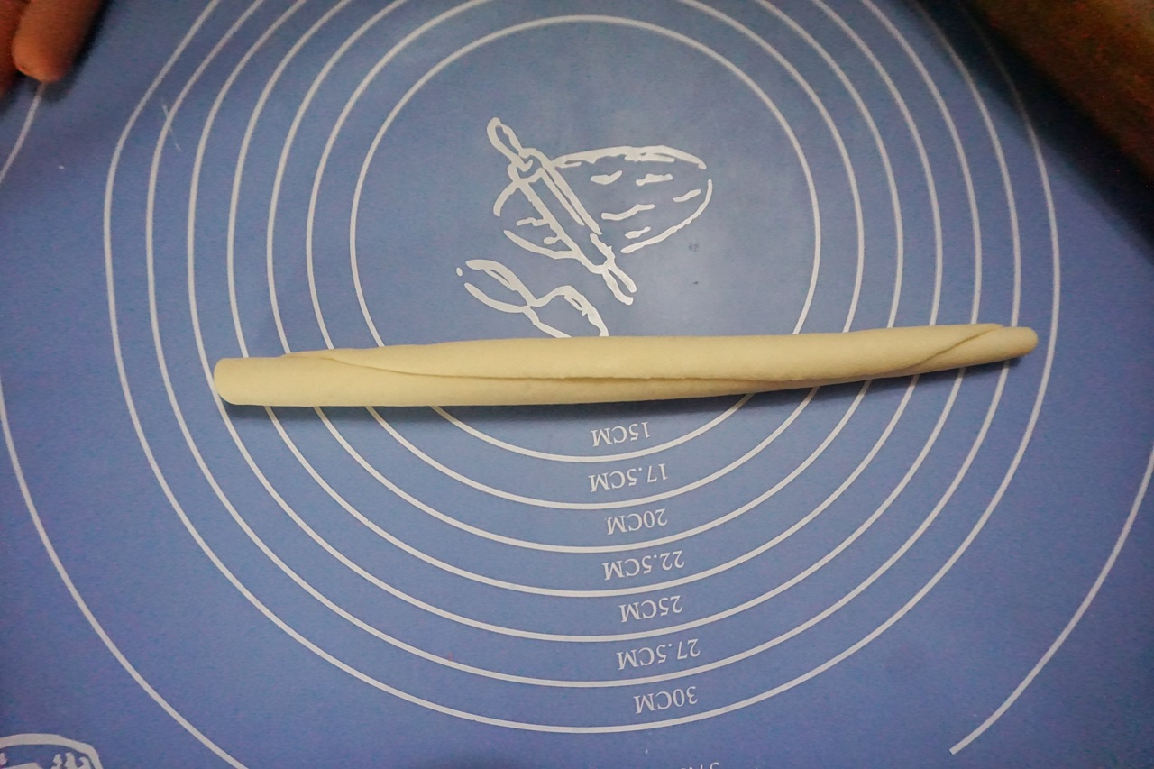 毛毛虫香肠馒头卷