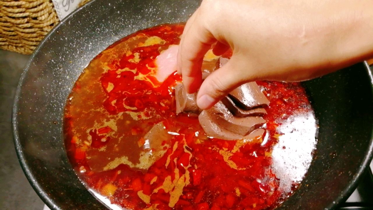 毛血旺