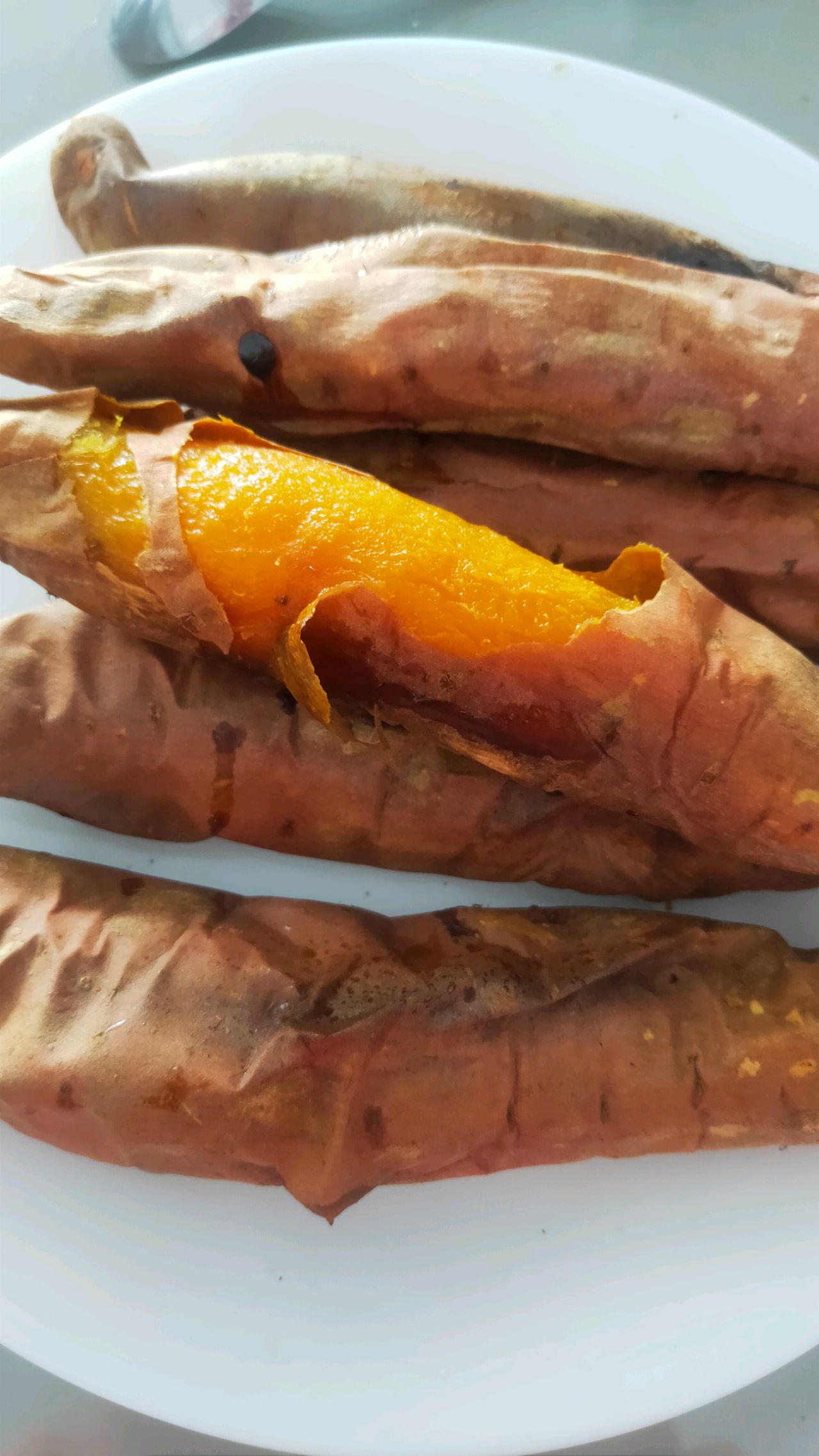 美得冒泡的烤蜜薯