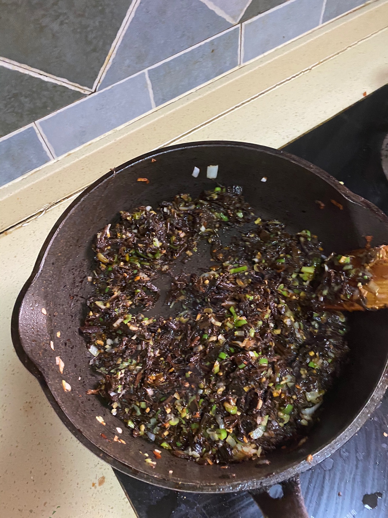 梅干菜肉包子