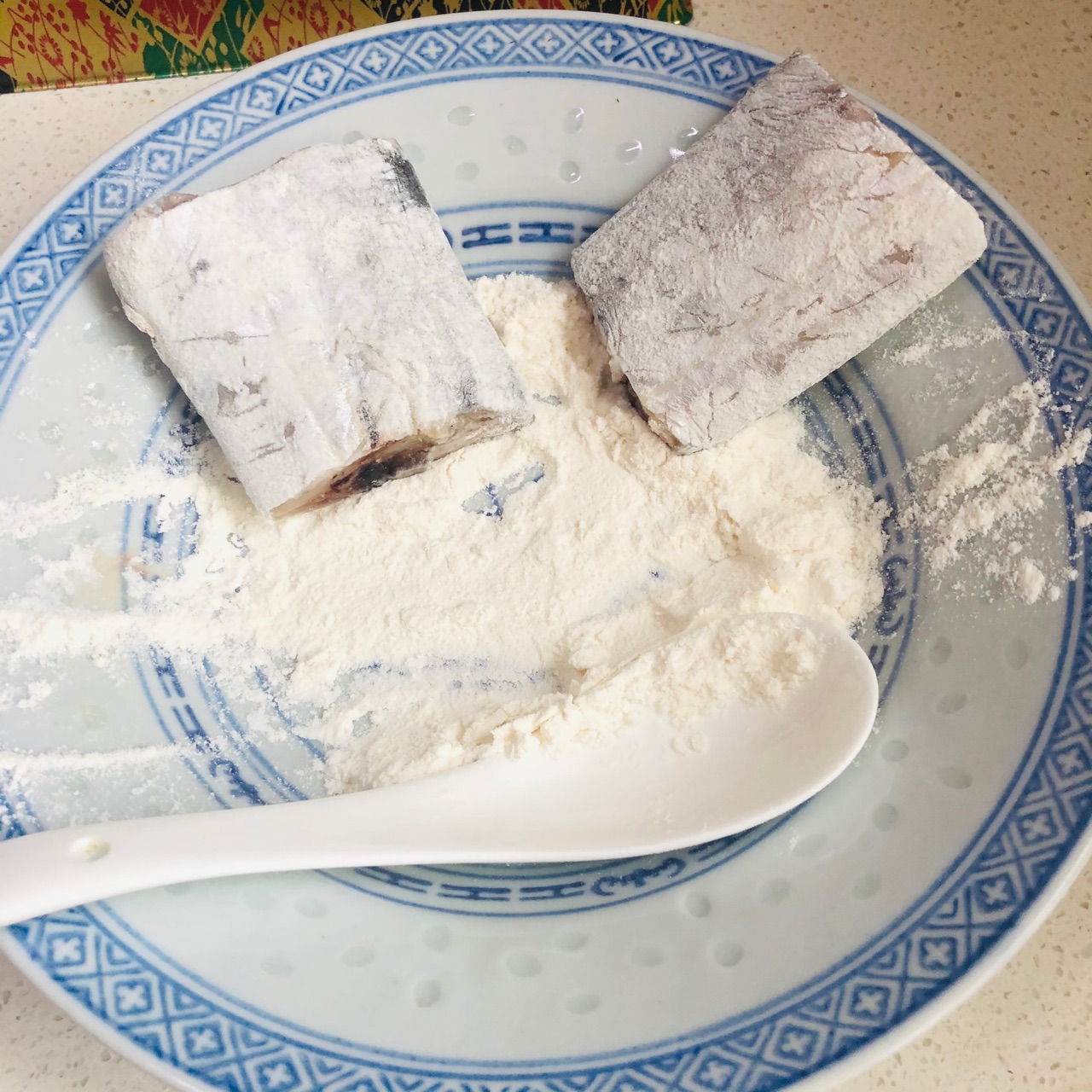 梅干菜烧带鱼