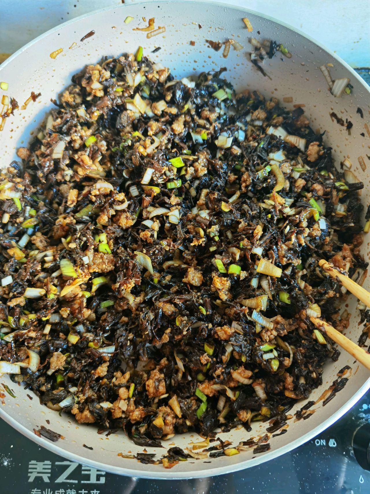梅干菜猪肉包子