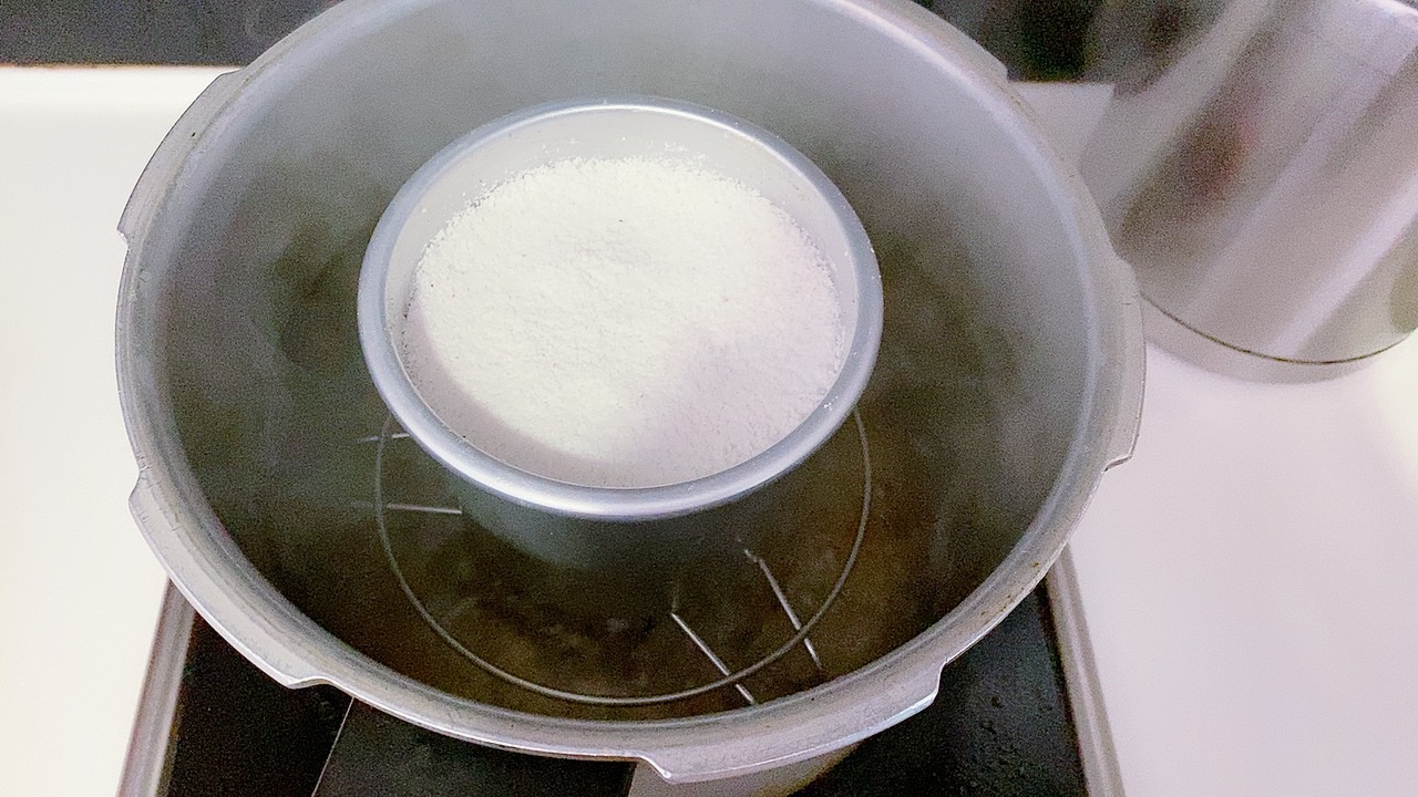 玫瑰果蔬松糕