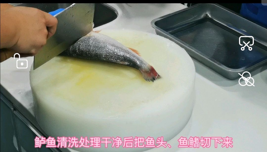 梅花迎客松伴松鼠鱼