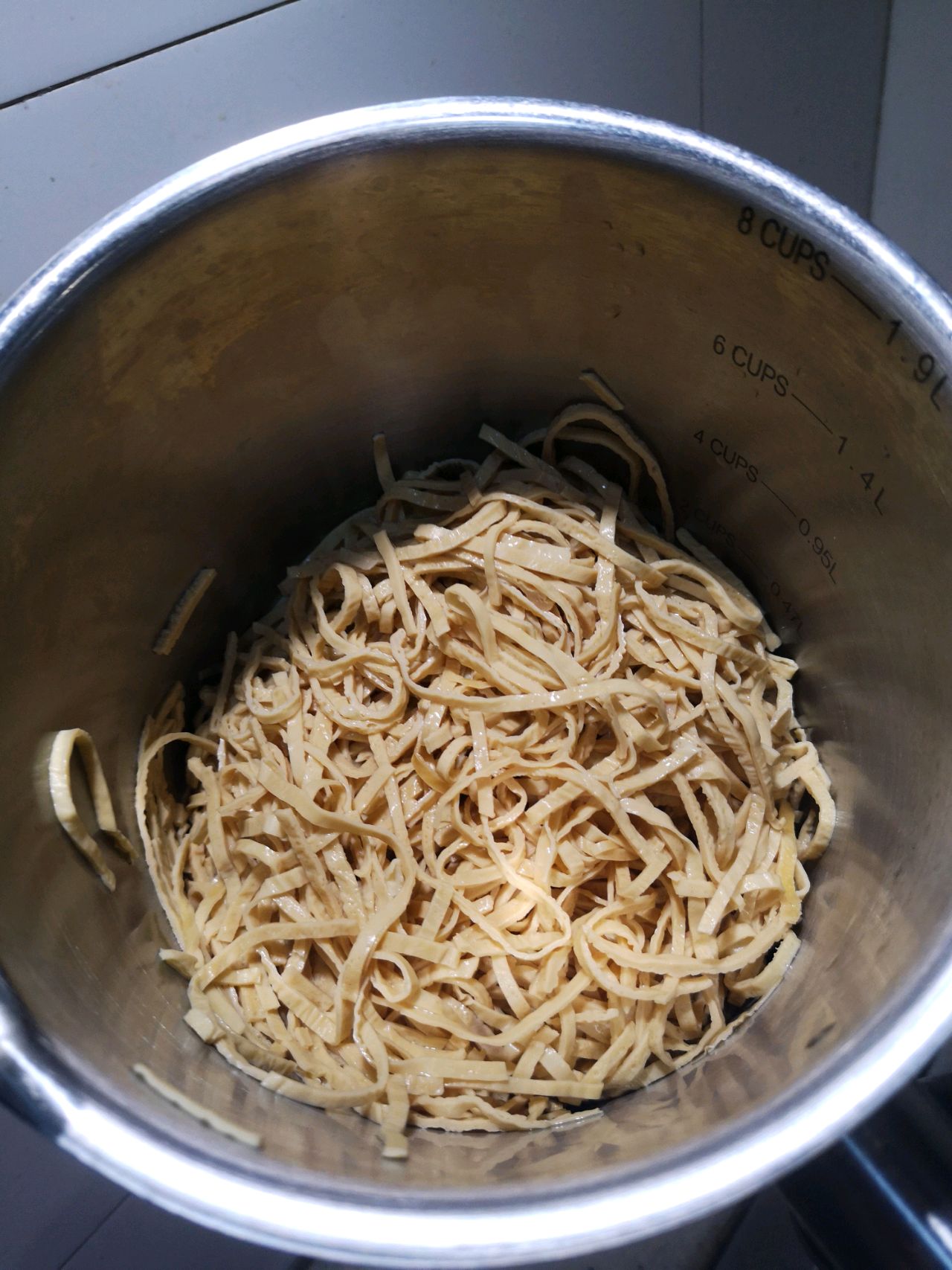 美極鲜辣汁凉拌三丝