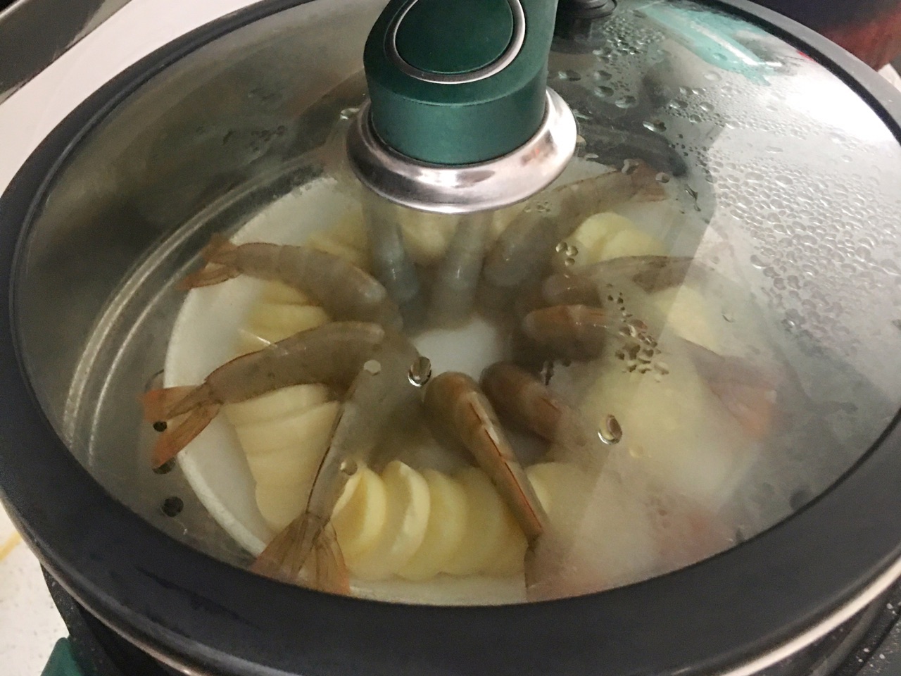 【美极玉子蒸大虾】