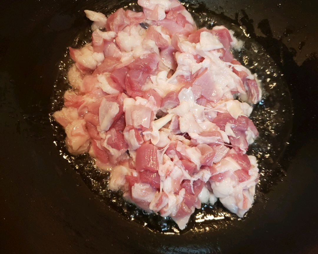 美味百搭的羊肉臊子
