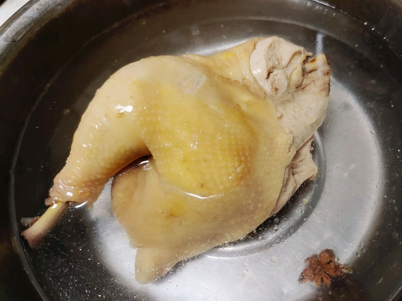 美味白切鸡