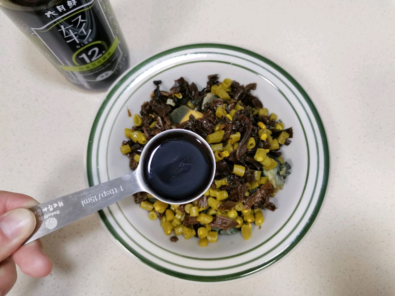 美味到爆的  炝拌松花蛋