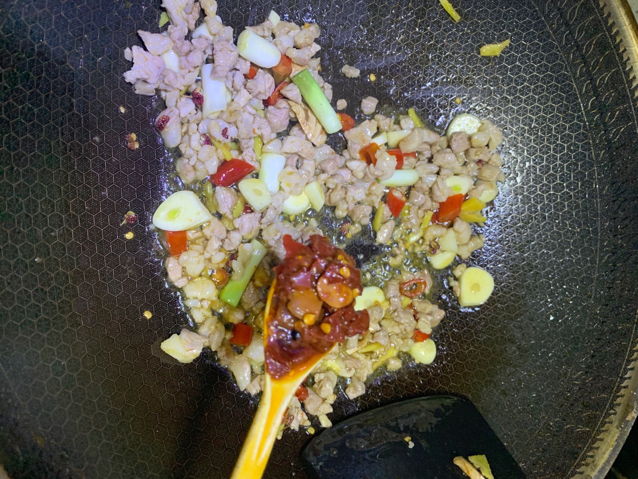 美味干烧鱼
