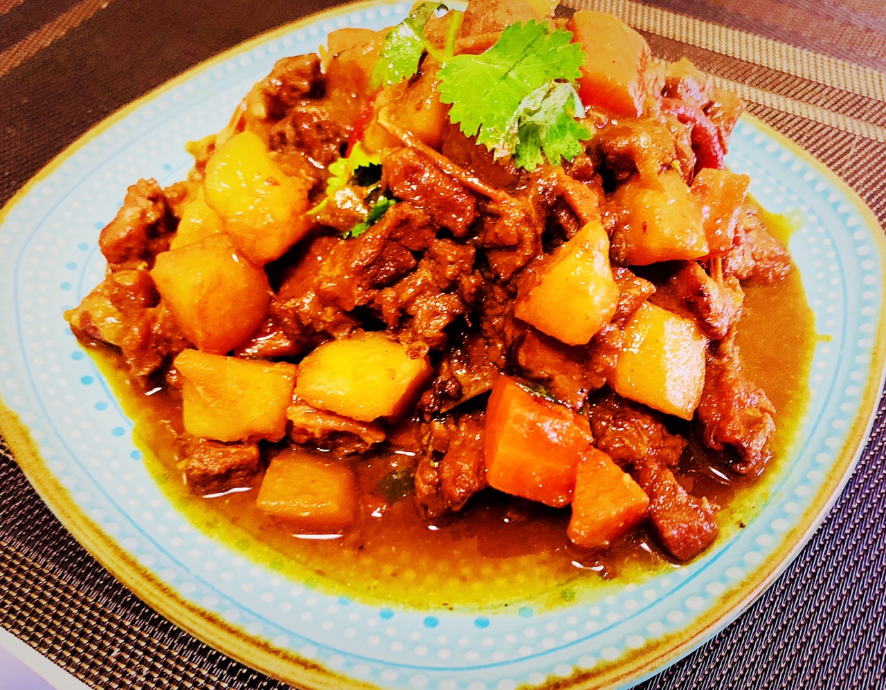 美味红烩牛筋腩